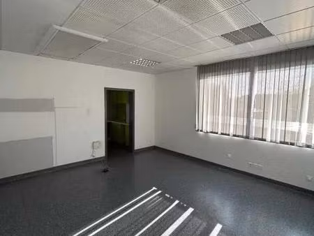 location bureaux 130 m²