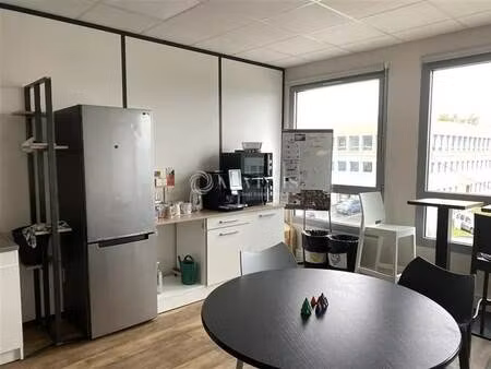 location bureaux 50 m²