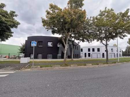 location bureaux 404 m²