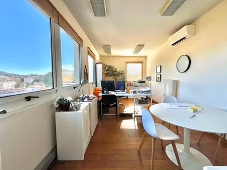 location bureaux 28 m²