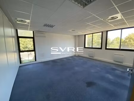 location bureaux 200 m²