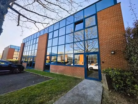 location bureaux 332 m²