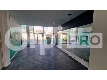 location commerce begles 33130 100m²