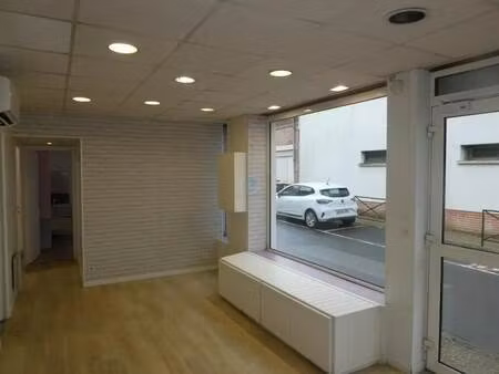 location commerce la ferte saint aubin 45240 49m²