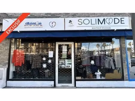 location commerce 45 m²