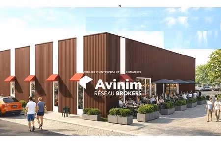 location commerce 250 m² à 490 m²