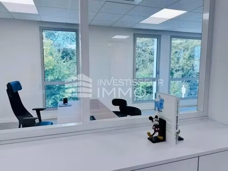 vente bureaux 54 m² à 403 m²