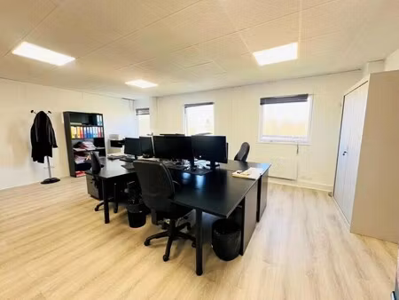 location bureaux 135 m²