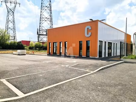 location bureaux 180 m²