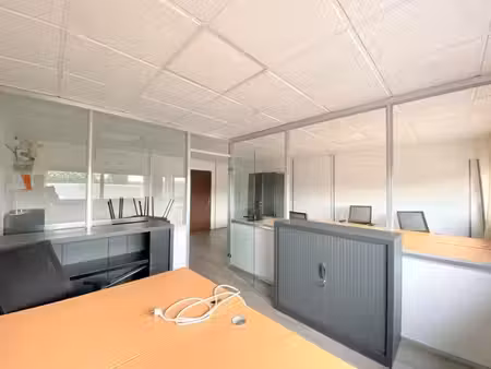 location bureaux le mesnil-le-roi 78600 40m² à 562m²