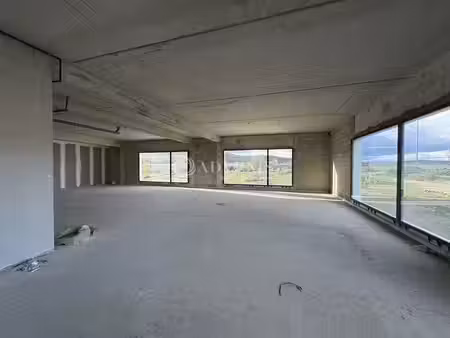 location bureaux montredon-des-corbières 11100 205m²