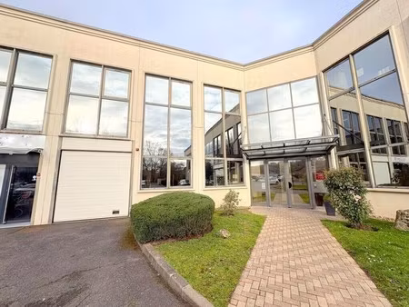 location bureaux 160 m²