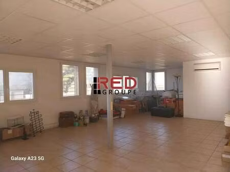location bureaux 67 m²