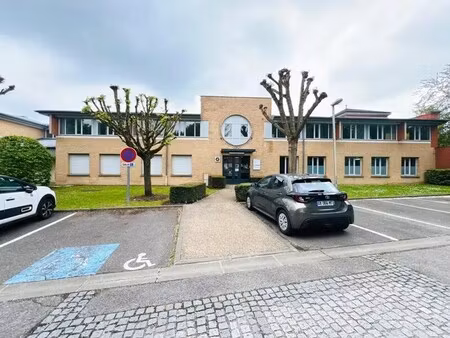 location bureaux 67 m² à 229 m²