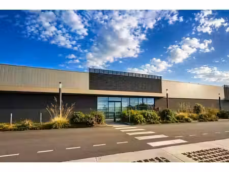 location commerce montivilliers 76290 1200m²