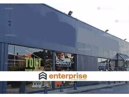 location commerce arras 62000 200m² à 720m²