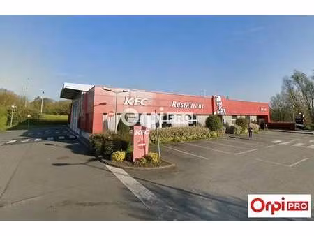 location commerce 150 m² à 750 m²