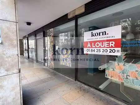 location commerce levallois perret 92300 197m²
