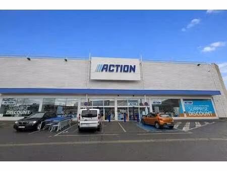 location commerce sainte genevieve des bois 91700 1228m² à 2046m²