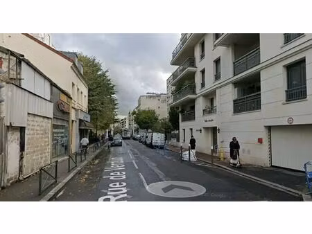 location commerce 175 m²