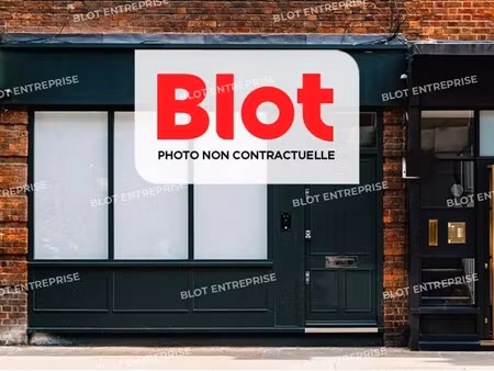 location commerce 570 m²