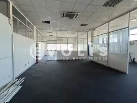 location bureaux 211 m² à 2 035 m²