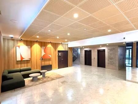 location bureaux 245 m² à 1 158 m²