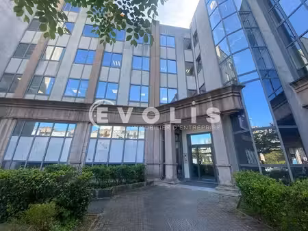 location bureaux 250m² à 810m²