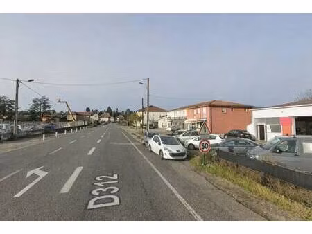 location commerce 230 m²
