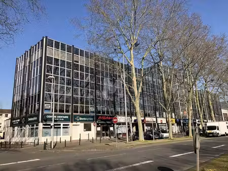 location bureaux évry-courcouronnes 91080 617m²