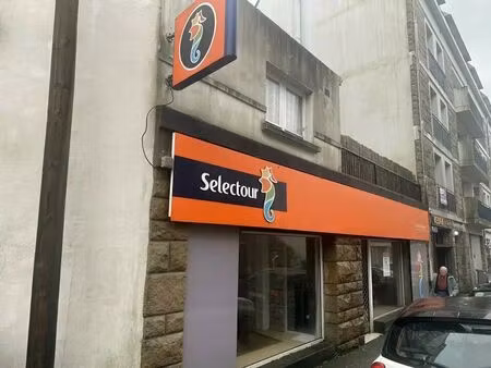 location commerce quimper 29000 69m²