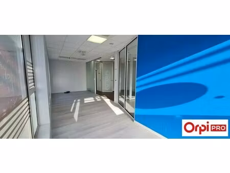 location commerce 90 m²