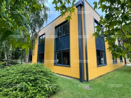 location bureaux 980 m²