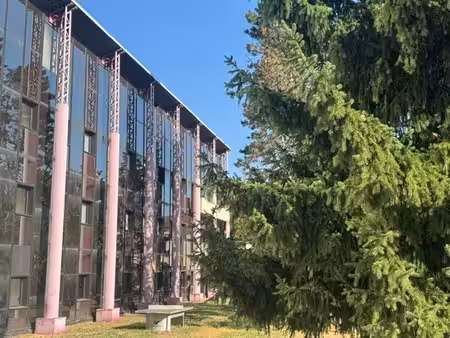 location bureaux saint-étienne 42100 592m²