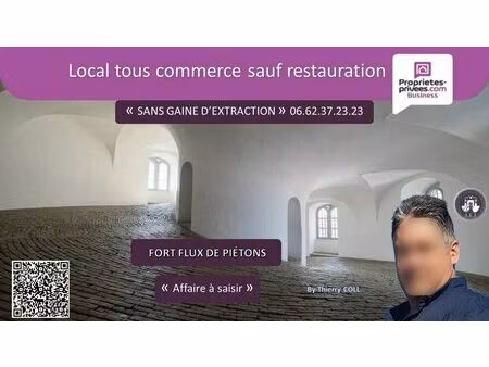 location commerce 70 m²