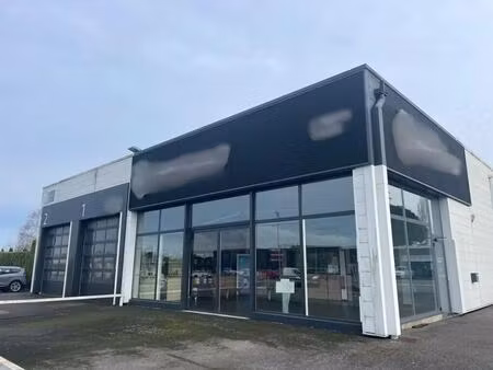 location commerce 530 m²