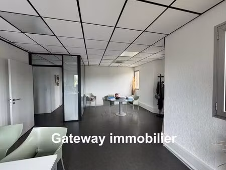 location bureaux 130 m²