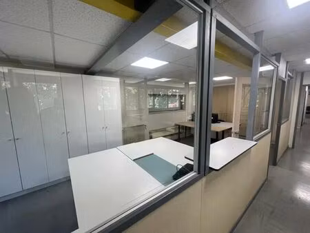 location bureaux 270 m²