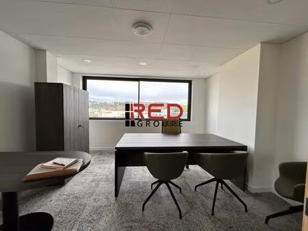 location bureaux 62 m² à 128 m²