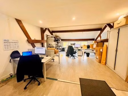 location bureaux 265 m²