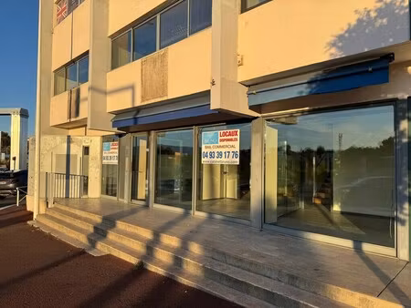 location commerce antibes 06600 187m²
