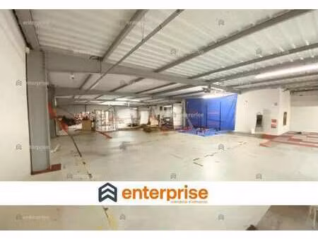 location commerce 1 270 m²