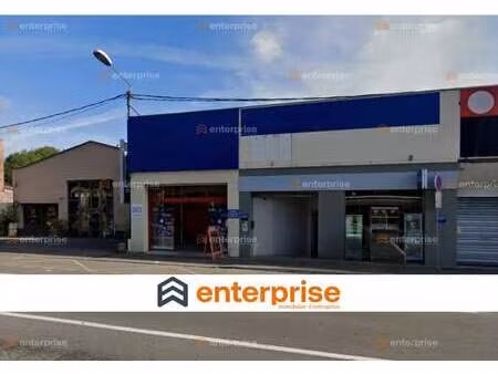 location commerce capinghem 59160 120m²