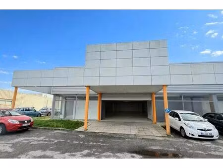 location commerce lorient 56100 512m²
