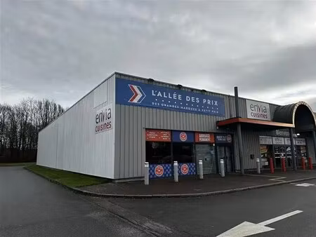 location commerce 450 m²
