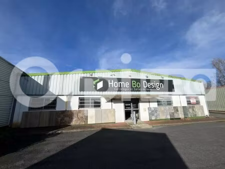 location commerce 500 m²