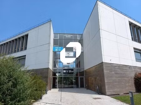location commerce villeneuve d ascq 59650 60m² à 862m²