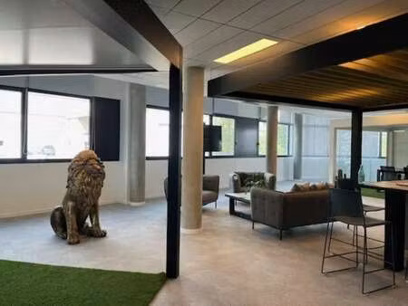 location bureaux 2 739 m²