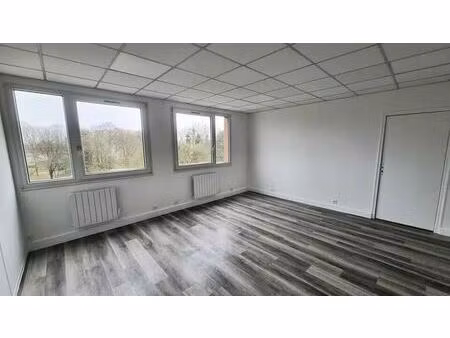 location bureaux 15 m² à 26 m²