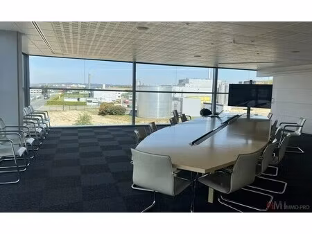 location bureaux 48 m² à 257 m²